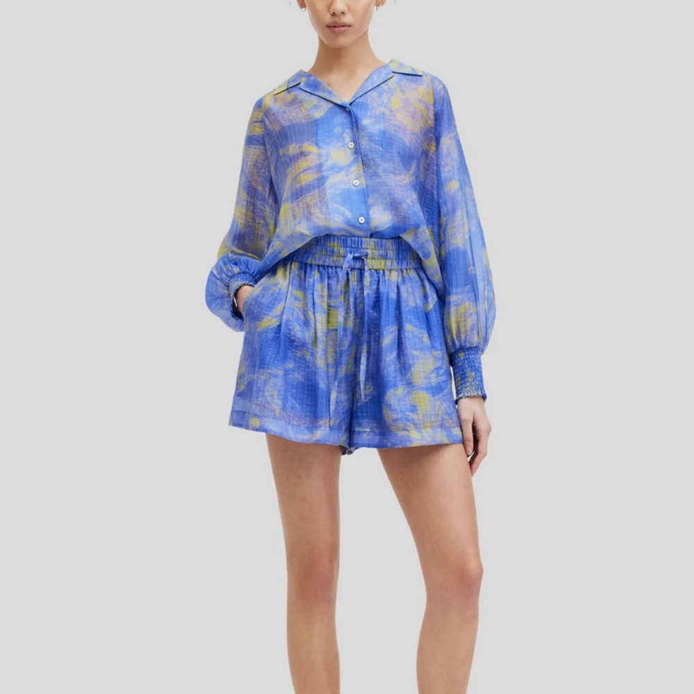 All Saints island inspiral SET! Shorts-size 2, Top-size 4